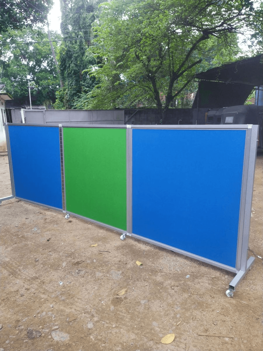 Mobile Partition Double Sided White and Notice Board 5 x 3ft ( 3 Panels )